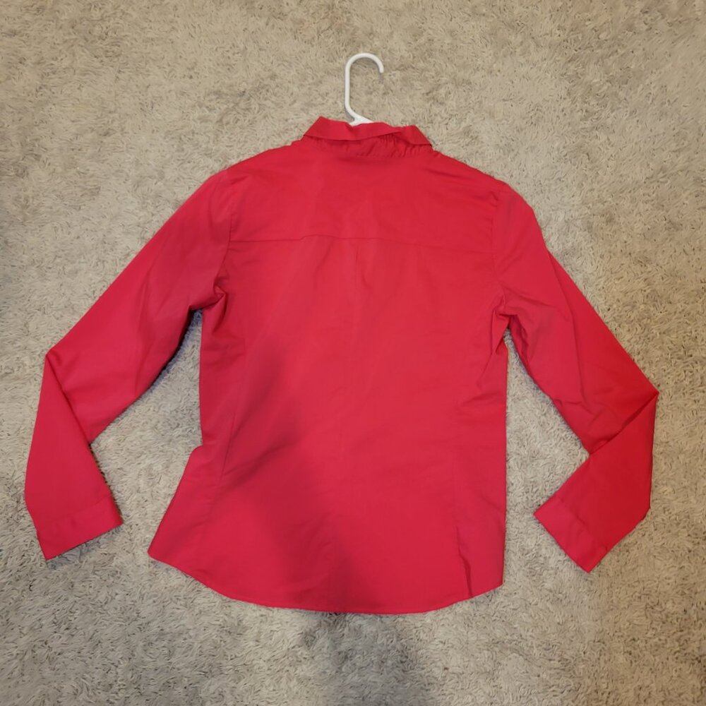NY&Co Solid Watermelon Red Pink Fitted Button Down Collared Top New York & Comp - Picture 3 of 6